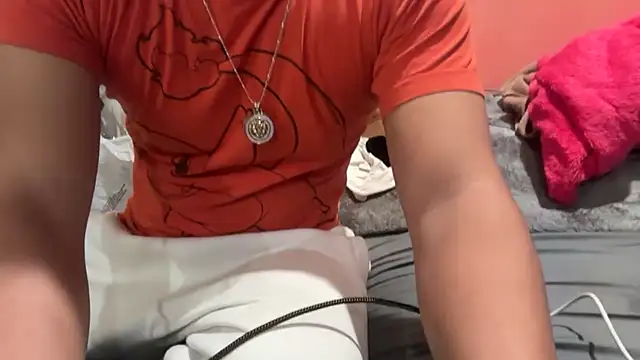 Snapshot of kSwisssxxx chatting on 12-16-25, 09:36 kSwisssxxx online show from 12-16-25, 09:36