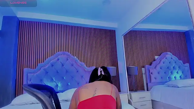 SelenaStonne online show from 10-04-25, 07:45