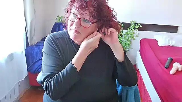 -Curvy- online show from 12-01-25, 09:25