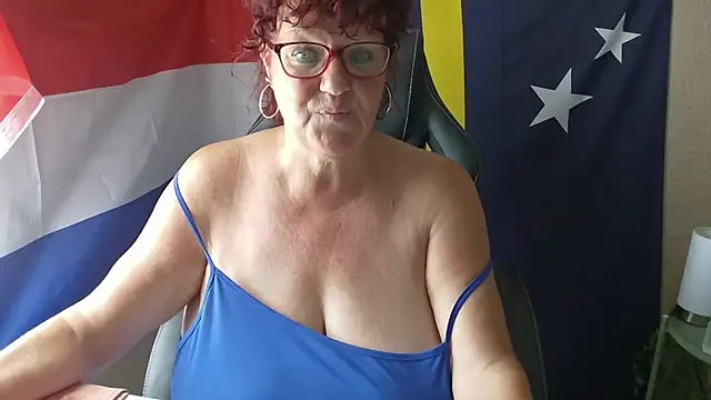-Curvy- online show from 06-22-26, 09:06