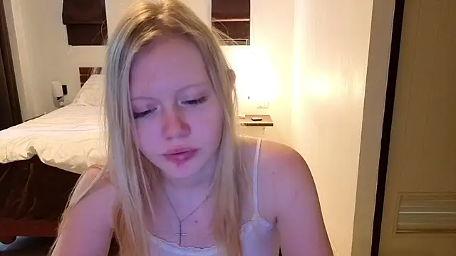 Snapshot of Wendy_228 chatting on 07-02-26, 03:34 Wendy 228 online show from 07-02-26, 03:34