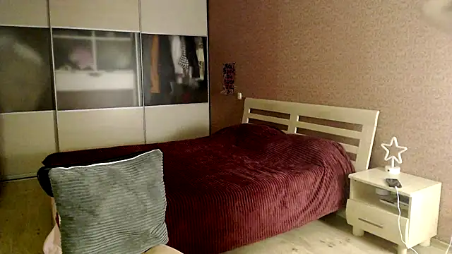 Snapshot of Cassie_Pinkkk chatting on 02-12-26, 03:18 Cassie Pinkkk online show from 02-12-26, 03:18