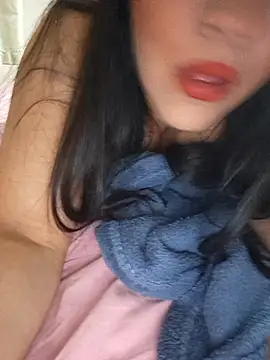 Snapshot of PrincesinhaDeh chatting on 09-28-25, 10:48 PrincesinhaDeh online show from 09-28-25, 10:48