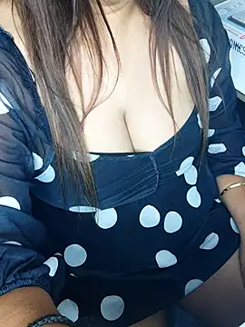 Snapshot of ruchi12 chatting on 07-16-26, 07:36 ruchi12 online show from 07-16-26, 07:36