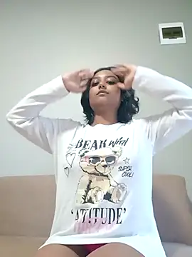 littlemissdevil69 online show from 09-25-25, 02:54