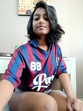 littlemissdevil69 online show from 10-21-25, 08:15