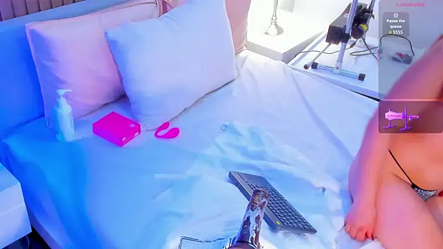 Amara melodi online show from 10-25-25, 03:40