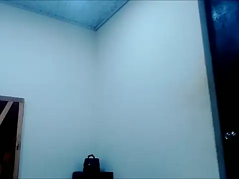 Snapshot of beautiful_taty chatting on 01-15-26, 04:28 beautiful taty online show from 01-15-26, 04:28