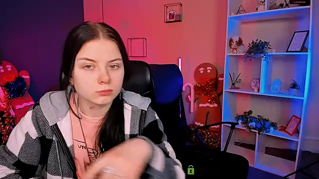 Snapshot of foxy_tease_ chatting on 01-11-26, 02:49 foxy tease online show from 01-11-26, 02:49