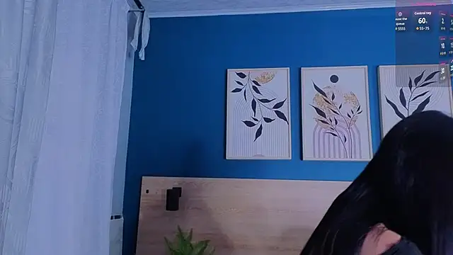 SarahMiler  online show from 09-19-25, 11:44