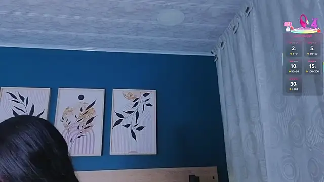 SarahMiler  online show from 09-25-25, 11:58