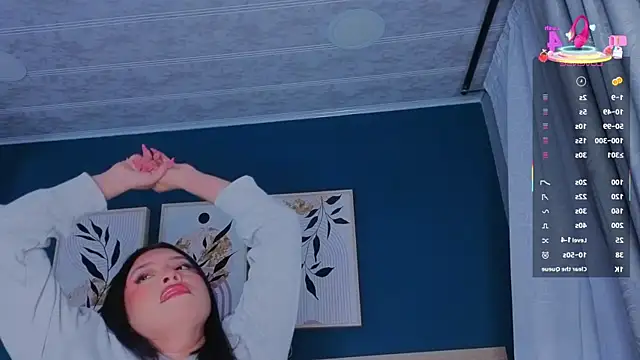 SarahMiler  online show from 10-16-25, 11:44