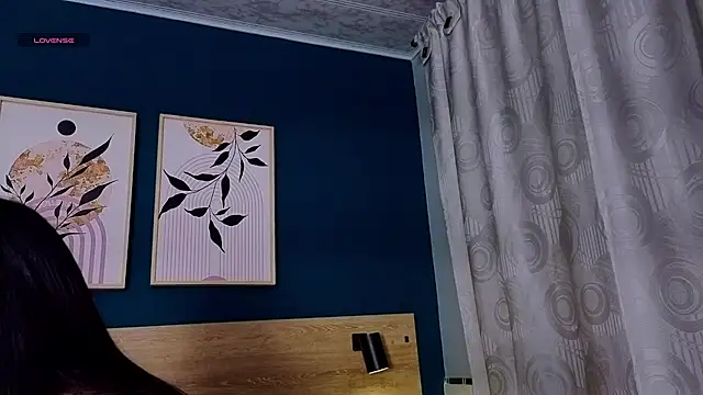 SarahMiler  online show from 11-29-25, 07:50