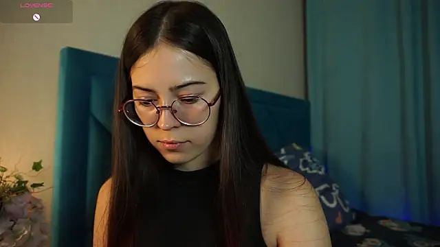 ywixos online show from 10-10-25, 01:32