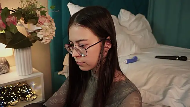 ywixos online show from 03-12-26, 02:56