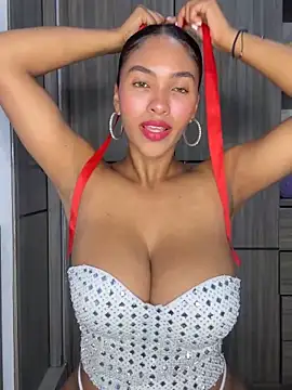 Snapshot of Mia_sweet80 chatting on 09-22-25, 02:46 Mia sweet80 online show from 09-22-25, 02:46