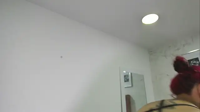 Maddy Mills online show from 12-04-25, 05:21