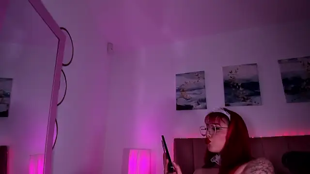 Maddy Mills online show from 05-11-26, 05:10