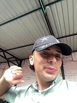 Snapshot of Jacobs0 chatting on 02-04-26, 02:45 Jacobs0 online show from 02-04-26, 02:45