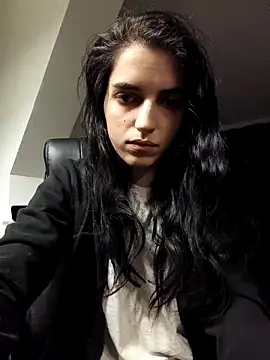 Snapshot of SweetMelodyZ chatting on 10-26-25, 05:13 SweetMelodyZ online show from 10-26-25, 05:13