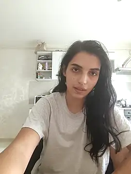 Snapshot of SweetMelodyZ chatting on 10-28-25, 06:50 SweetMelodyZ online show from 10-28-25, 06:50