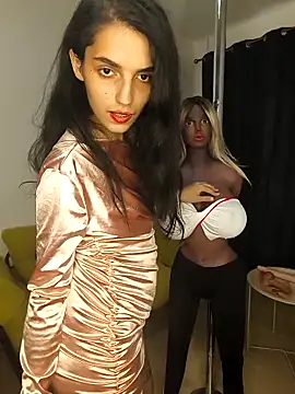 Snapshot of SweetMelodyZ chatting on 11-25-25, 10:15 SweetMelodyZ online show from 11-25-25, 10:15