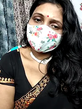 Hotty Sonali online show from 03-08-26, 02:04