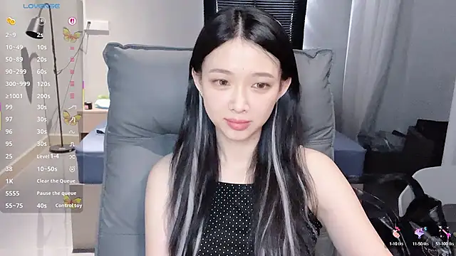 Snapshot of NiNi-baby520 chatting on 10-06-25, 07:06 NiNi-baby520 online show from 10-06-25, 07:06