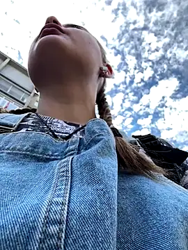 Snapshot of StephanieMur chatting on 09-27-25, 06:07 StephanieMur online show from 09-27-25, 06:07