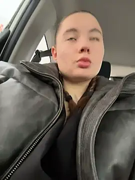 StephanieMur online show from 11-26-25, 04:02