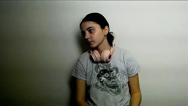 Sun Shine   online show from 12-22-25, 10:29