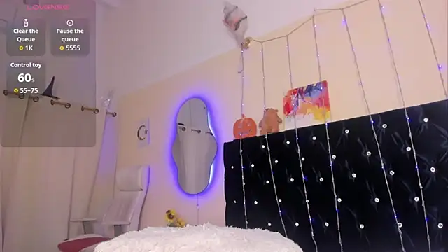 Snapshot of Dana-Alabi chatting on 11-05-25, 12:49 Dana-Alabi online show from 11-05-25, 12:49