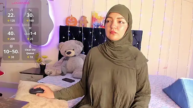 Snapshot of Dana-Alabi chatting on 11-13-25, 12:48 Dana-Alabi online show from 11-13-25, 12:48