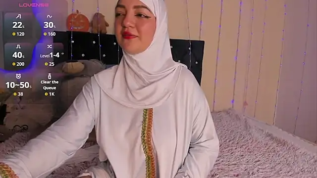 Snapshot of Dana-Alabi chatting on 11-25-25, 12:27 Dana-Alabi online show from 11-25-25, 12:27