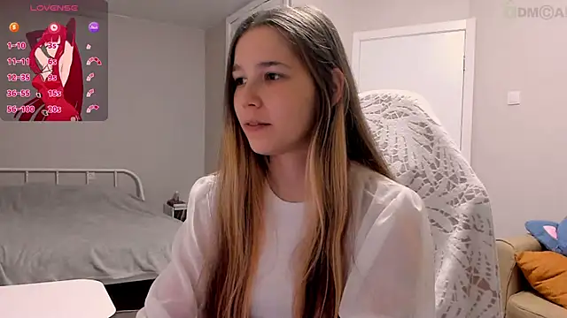 Snapshot of ValerieBubbles chatting on 11-08-25, 09:13 ValerieBubbles online show from 11-08-25, 09:13