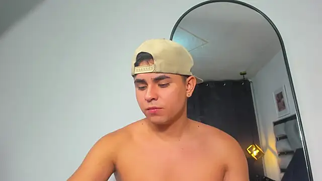 Snapshot of lianfox_ chatting on 06-15-26, 01:35 lianfox online show from 06-15-26, 01:35