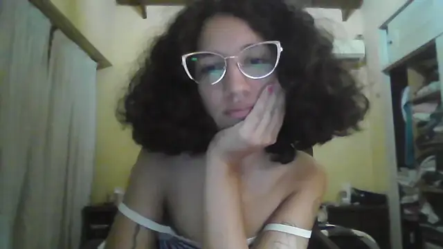 Snapshot of loliporomero chatting on 02-04-26, 12:16 loliporomero online show from 02-04-26, 12:16