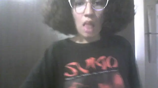 Snapshot of loliporomero chatting on 04-14-26, 11:44 loliporomero online show from 04-14-26, 11:44