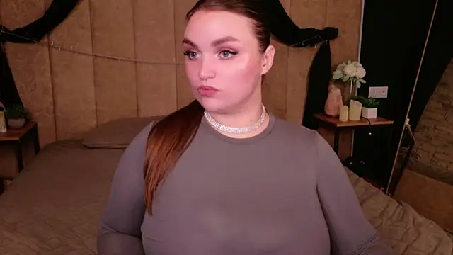 Snapshot of Ida_Swift chatting on 09-16-25, 09:05 Ida Swift online show from 09-16-25, 09:05