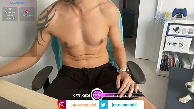 Snapshot of _Jota25_ chatting on 06-21-26, 03:53 Jota25 online show from 06-21-26, 03:53