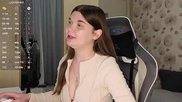  cute ice online show from 04-14-26, 12:33