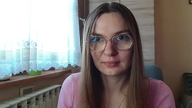 LooveELLYx online show from 10-31-25, 07:31