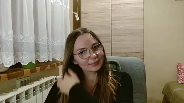 LooveELLYx online show from 11-16-25, 03:06