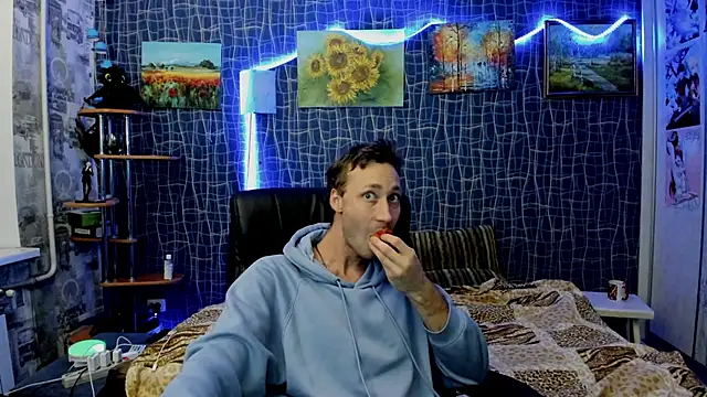 Snapshot of CuteBoy228 chatting on 12-13-25, 08:25 CuteBoy228 online show from 12-13-25, 08:25