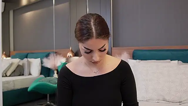 EmilyTrix online show from 09-30-25, 05:01