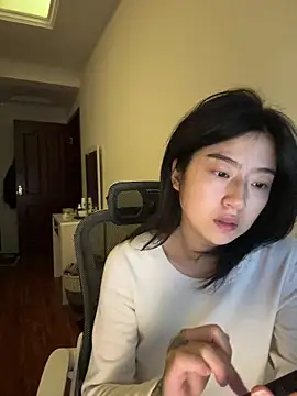 Snapshot of Olivia-l chatting on 12-01-25, 12:21 Olivia-l online show from 12-01-25, 12:21