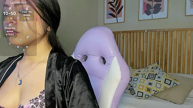 Sky winter online show from 10-27-25, 02:10