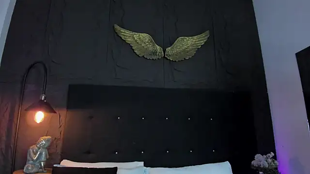 Rose Blossom online show from 11-21-25, 04:55