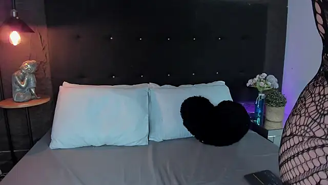 Rose Blossom online show from 12-03-25, 05:15