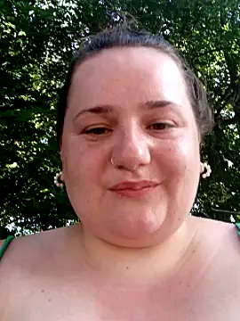 Snapshot of misse_coquine chatting on 06-27-26, 03:06 misse coquine online show from 06-27-26, 03:06